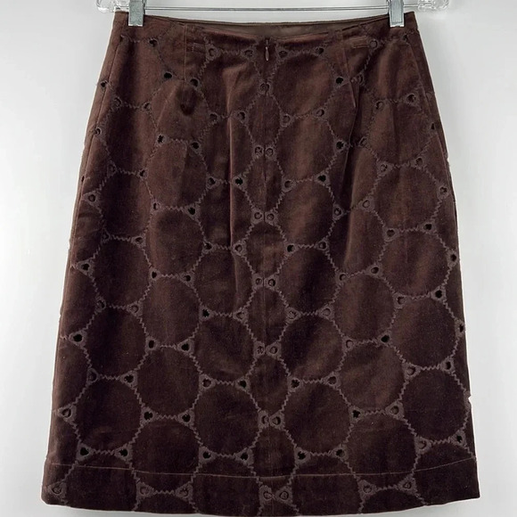 Boden | Brown Circle Embroidered Velvet Pencil Skirt Lined Back Zipper Size 4R - Picture 3 of 10